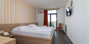 Týždeň v Karlobagu s dopravou a plnou penziou - Hotel Zagreb 3*