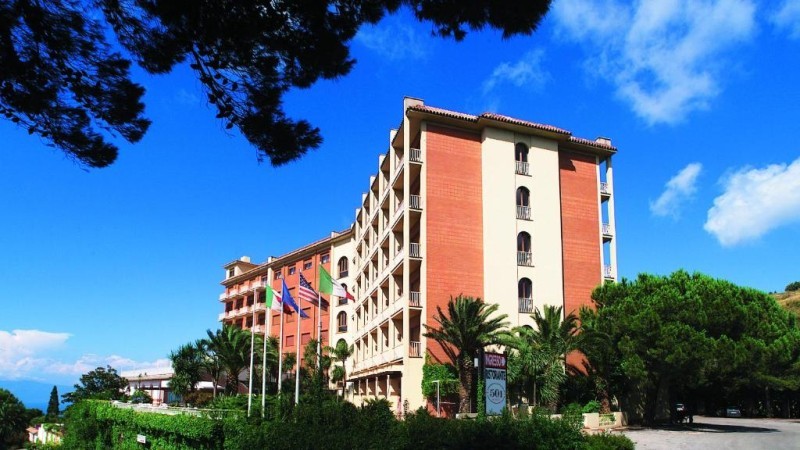 501 Hotel 4****
