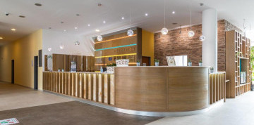 Slnečné pobrežie - hotel Ivana Palace 4* s raňajkami a s letenkou
