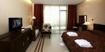 Sveti Vlas - hotel Garden of Eden 5* s polpenziou s letenkou