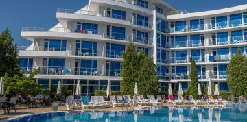 Primorsko - hotel Queen Nelly 4* s All Inclusive a s letenkou