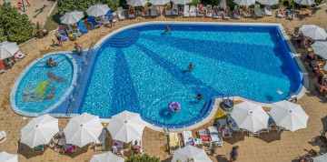 Primorsko - hotel Queen Nelly 4* s All Inclusive a s letenkou