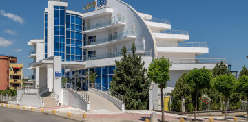Primorsko - hotel Queen Nelly 4* s All Inclusive a s letenkou