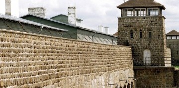 Rakúsky Linz a ticho Mauthausenu