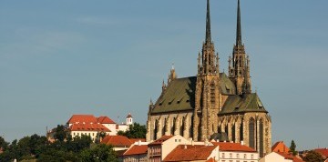 2-dňový autobusový zájazd do Moravského Krasu, Brna a na Perštejn
