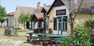 Husacie hody a skanzen v Burgenlande