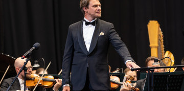 Vojtěch Dyk - koncert na zámku Šimák v Pezinku aj s dopravou