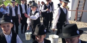 1-dňový zájazd na veľkonočný folklórny festival v Hollókő