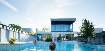 Kúpanie v termálnych kúpeľoch Bük