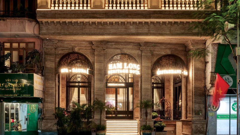 Heritage Ham Long  5***** Hotel & Spa