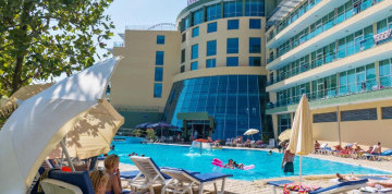 Slnečné pobrežie - hotel Ivana Palace 4* s raňajkami a s dopravou