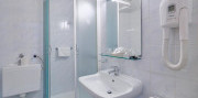 Dubrovnik - Hotel Komodor 3* s polpenziou letecky z Viedne