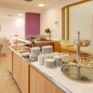 Komodor Hotel  3*
