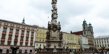 Rakúsky Linz a ticho Mauthausenu