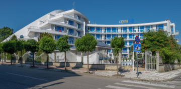Primorsko - hotel Queen Nelly 4* s All Inclusive a s dopravou
