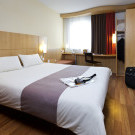 IBIS Sint Niklaas  & Carlton Oasis