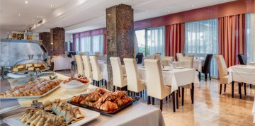 Dubrovnik - Hotel Splendid 3* s polpenziou letecky z Viedne