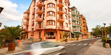 Pomorie - St. George Hotel & Medical Spa 4* s raňajkami a s letenkou