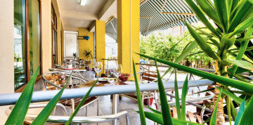 Primorsko - hotel Zara Guest House 2* s raňajkami a s letenkou